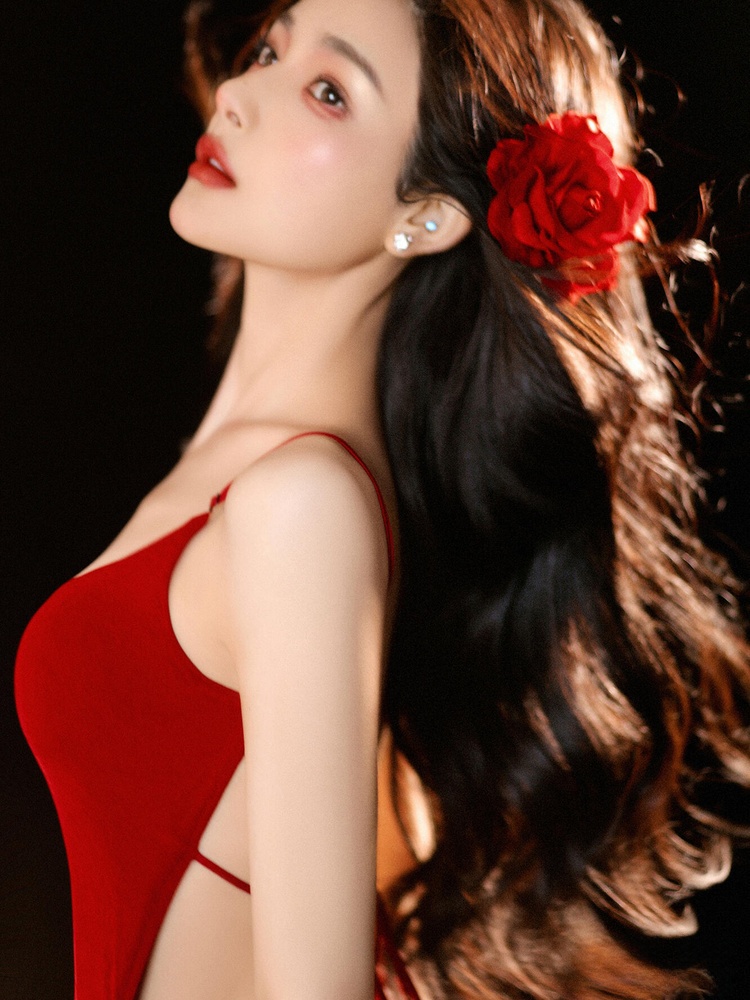 ชุดเดรสเกาะอกสีแดงสุดหรูสำหรับ - Photography Young บทวิจารณ์และราคา